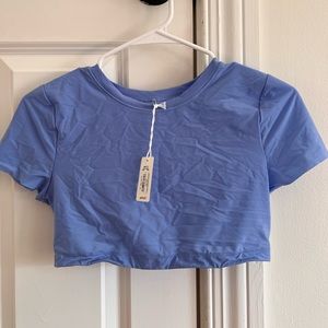 smoothez by aerie blue crop top. new with tags. size medium.